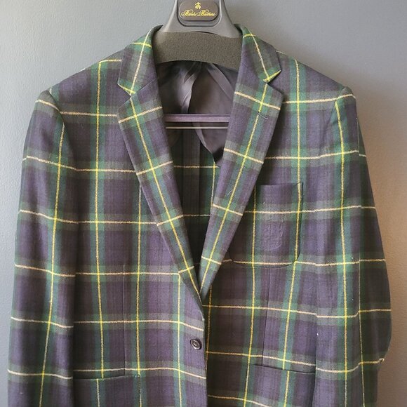 Standout Brooks Brothers Red Fleece Blazer – Moon Mills Plaid (42R) - Picture 1 of 7